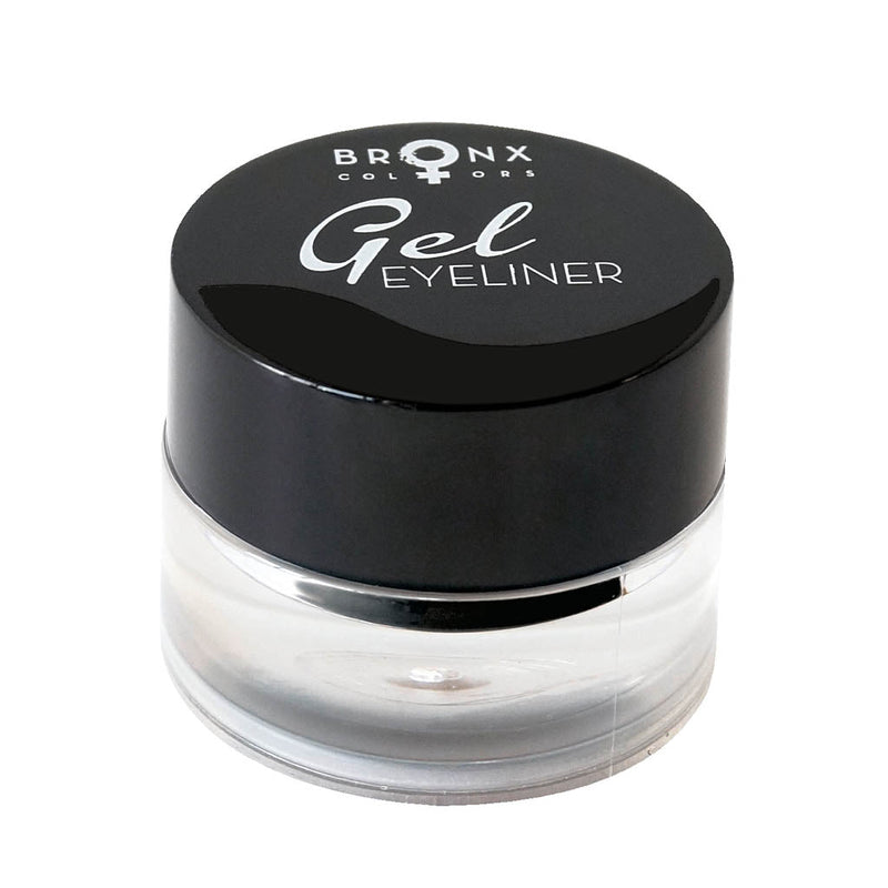 Gel eyeliner pot with black lid, offering smudge-proof, matte finish in 3 shades.